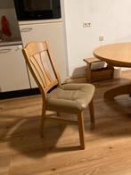 Leuke ronde tafel gratis uit te klappen met zes stoelen, Huis en Inrichting, Stoelen, Ophalen of Verzenden, Zo goed als nieuw