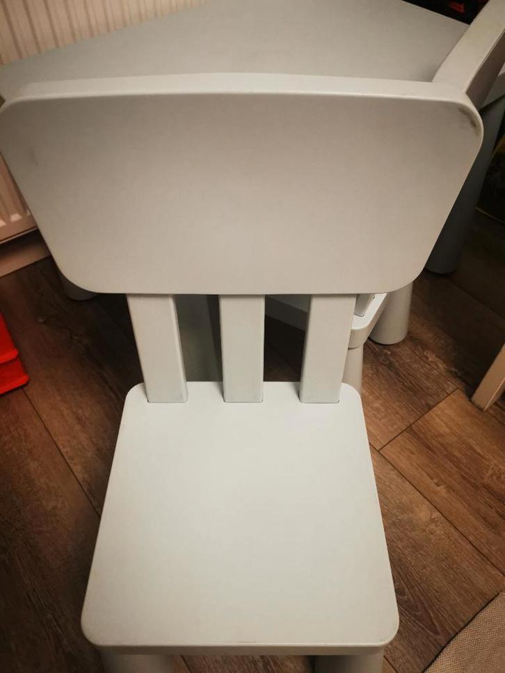 Kindertafel met 4 stoelen, Kinderen en Baby's, Kinderkamer | Tafels en Stoelen, Gebruikt, Stoel(en), Ophalen