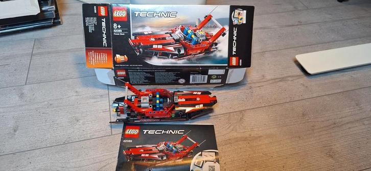 Lego Technic - 42089 Power Boat MET DOOS!!!, Kinderen en Baby's, Speelgoed | Duplo en Lego, Zo goed als nieuw, Lego, Complete set