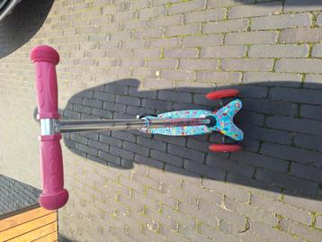 Step met lichtjes in de wielen beschikbaar voor biedingen