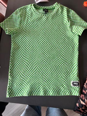 Shoeby shirt beschikbaar voor biedingen
