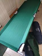 veldbed met slaapzak en self-floating matras, Caravans en Kamperen, Ophalen, Gebruikt