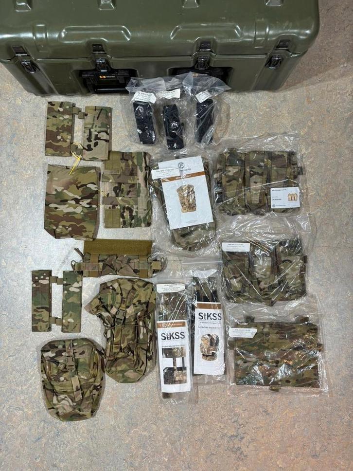 Crye Precision pouches, Verzamelen, Militaria | Algemeen, Landmacht, Nederland, Ophalen of Verzenden