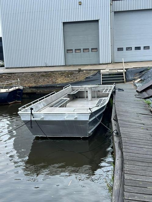 ✅Grote Aluminium Platbodem Partyboot Rondvaartboot, Watersport en Boten, Motorboten en Motorjachten, Gebruikt, Aluminium, 6 tot 9 meter