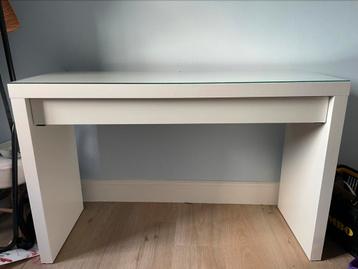 Ikea toilettafel/bureau malm