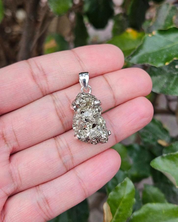 Pyriet Hanger Jain - Echt Zilver, Sieraden, Tassen en Uiterlijk, Kettinghangers, Nieuw, Zilver, Zilver, Met edelsteen, Verzenden