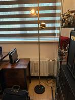 Moderne Vloerlamp met 2 Spots, Huis en Inrichting, Lampen | Vloerlampen, Ophalen, Zo goed als nieuw, Metaal, 150 tot 200 cm