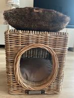 Happy House kattenmand, Ophalen, Zo goed als nieuw, Riet