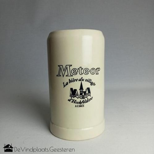Bierpul Meteor Hochfelden Elzas - voor 1 liter, Verzamelen, Biermerken, Zo goed als nieuw, Pul(len), Overige merken, Ophalen of Verzenden