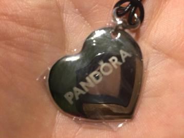 sleutelhanger Pandora hart beschikbaar voor biedingen