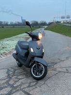 SYM Fiddle 2 - 3000km - mat grijs. Volledig origineel sym, Maximaal 45 km/u, Ophalen of Verzenden, Zo goed als nieuw, Benzine