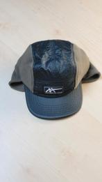 Asics winter fleece pet, nieuw, Ophalen of Verzenden, Nieuw, One size fits all, Pet