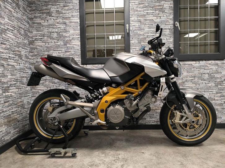 APRILIA SHIVER 750 bj 2007 27056 km leovince uitlaat, Motoren, Motoren | Aprilia, Bedrijf, Naked bike, meer dan 35 kW, 2 cilinders