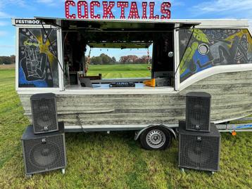 Cocktailbar / DJ Boot (h) te huur beschikbaar voor biedingen