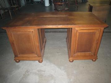 Antiek eikenhouten bureau, hoog 76, breed 160, diep 80 beschikbaar voor biedingen