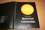 Spectrum ruimteatlas - Zeer uitgebreid en groot formaat, Ophalen of Verzenden, Gelezen, Natuurwetenschap