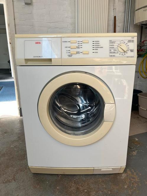 AEG Lavamat L52600 Wasmachine, Witgoed en Apparatuur, Wasmachines, Gebruikt, Voorlader, 4 tot 6 kg, 85 tot 90 cm, 1200 tot 1600 toeren