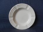 Grotere ronde asbak Wedgwood Edme d 18,1 cm, Huis en Inrichting, Keuken | Servies, Keramiek, Overige typen, Ophalen of Verzenden