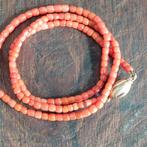 Bloedkoraal Ketting met Gouden Slot, Sieraden, Tassen en Uiterlijk, Kettingen, Verzenden, Zo goed als nieuw, Met edelsteen, Rood
