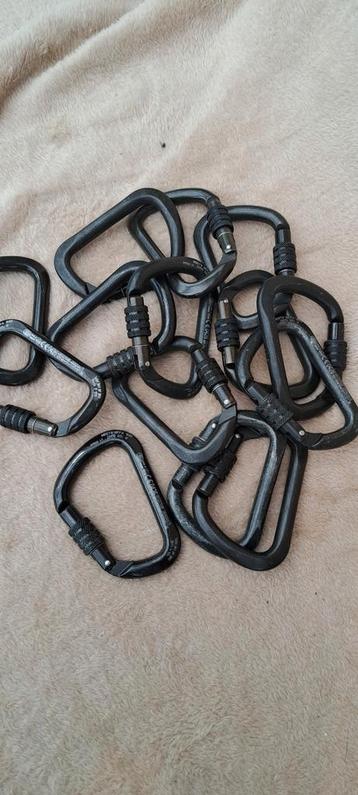 Kong Screw Lock carabiners  beschikbaar voor biedingen