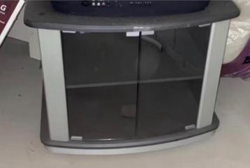 Tv meubel z.s.m. beschikbaar voor biedingen