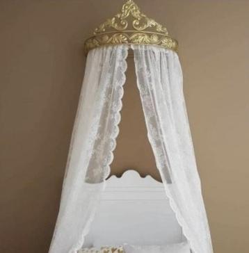 Bedkroon beschikbaar voor biedingen