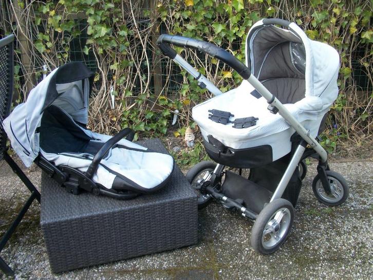 Wandelwagen - Kinderwagen met Matras, Voetenzak Mutsy Grijs, Kinderen en Baby's, Kinderwagens en Combinaties, Gebruikt, Combiwagen
