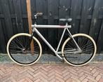 VanMoof No. 3, model M1 (28” en 3 versnellingen), Ophalen, Gebruikt, Overige merken, Versnellingen