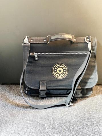 Schouder tas, laptop tas groot van Kipling beschikbaar voor biedingen