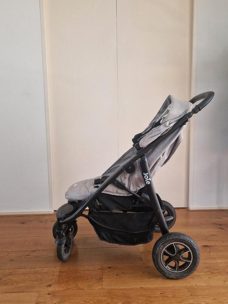 Joie Kinderwagen - bijna als nieuw, Kinderen en Baby's, Kinderwagens en Combinaties, Zo goed als nieuw, Kinderwagen, Overige merken
