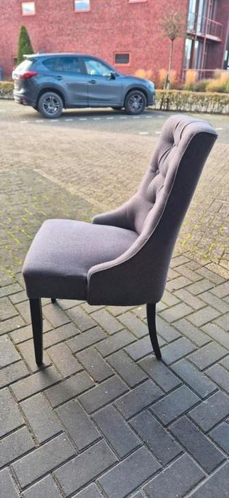 8 brocante stoelen grijs zeer goede staat beschikbaar voor biedingen