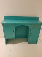 Groen kastje met opbergruimtes., Ophalen