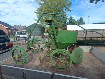 Cramer aardappel pootmachine.  beschikbaar voor biedingen