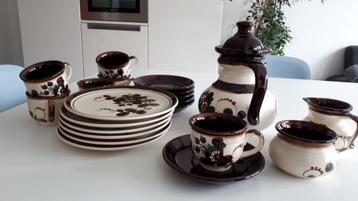 Te koop vintage koffieservies Schramberg. beschikbaar voor biedingen