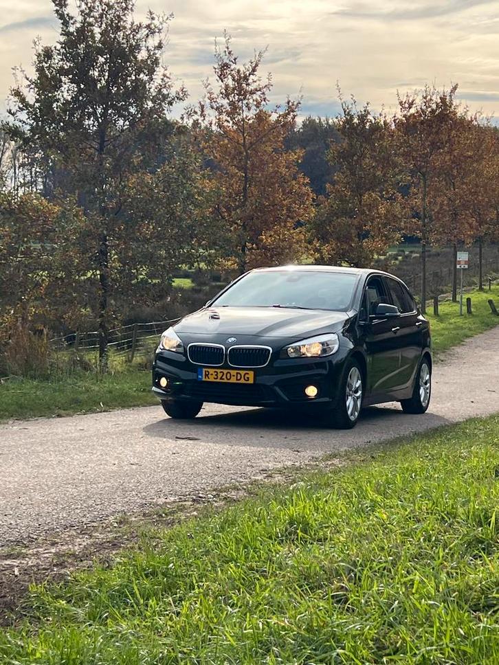 BMW 2-Serie Active Tourer 225xe  hybride Aut 2017 Zwart, Auto's, BMW, Particulier, 2-Serie Active Tourer, ABS, Adaptieve lichten