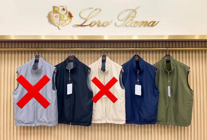 LORO PIANA BODYWARMERS S/M CASHMERE NU OPHALEN VOORRAAD, Kleding | Heren, Bodywarmers, Nieuw, Overige maten, Blauw, Ophalen of Verzenden