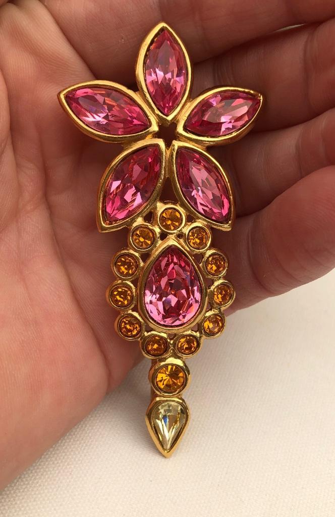 Yves saint laurent -  Vintage 90 s  Kristal Broche, Sieraden, Tassen en Uiterlijk, Broches, Zo goed als nieuw, Overige materialen