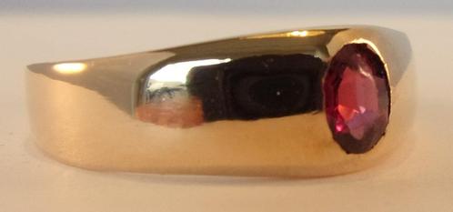 Antieke 14 karaat gouden Art Nouveau ring met Rhodoliet, Sieraden, Tassen en Uiterlijk, Antieke sieraden, Ring, Goud, Met edelsteen