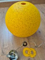 NS gele bol lamp 40cm van gerecyclede treintijdborden, Ophalen, Zo goed als nieuw, Kunststof, Minder dan 50 cm