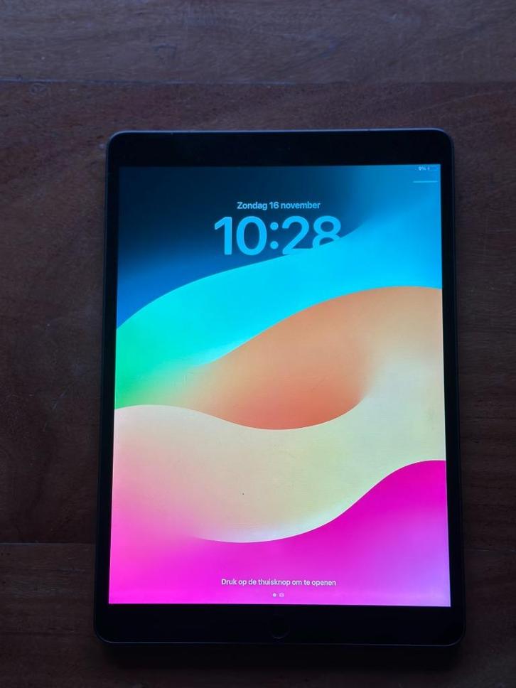 Apple Ipad air 3e gen  64gb Cellular/sim/4g nette staat., Computers en Software, Apple iPads, Refurbished, Apple iPad Air, Wi-Fi en Mobiel internet