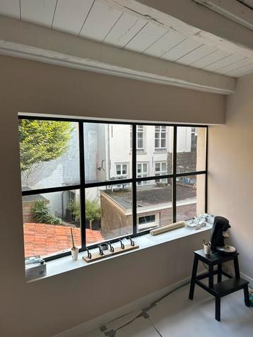 metalen kozijnen plus glas. hand gemaakt. beschikbaar voor biedingen