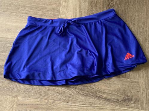 Adidas tennisrokje mt. M 38/40, Kleding | Dames, Sportkleding, Zo goed als nieuw, Racketsport, Maat 38/40 (M), Blauw, Ophalen of Verzenden