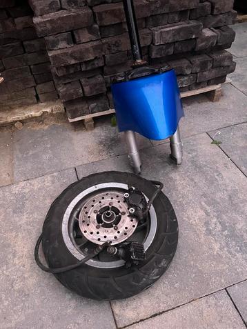 Piaggio zip voorvork beschikbaar voor biedingen