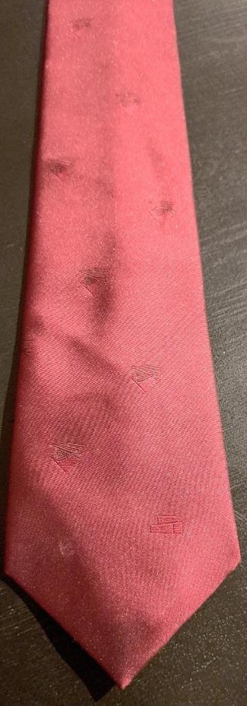 Ministerie van Verkeer en Waterstaat rood stropdas beschikbaar voor biedingen