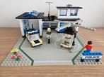 Police Station - Politiebureau - Classic Town -Lego nr. 6384, Ophalen of Verzenden, Zo goed als nieuw, Complete set, Lego
