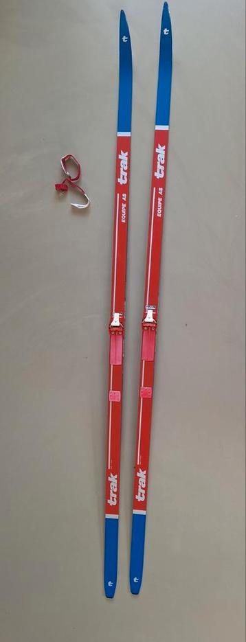 Trak Equipe AS Langlaufski's - No Wax 210 cm lang beschikbaar voor biedingen