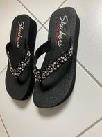 Skechers teenslippers maat 38 zeart, Ophalen of Verzenden, Zo goed als nieuw, Zwart