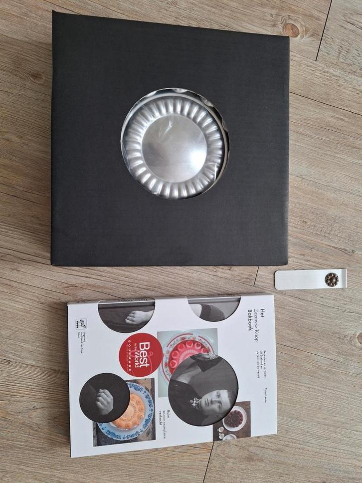 Het Zeeuwse Knop Bakboek + Bakblik, Huis en Inrichting, Keuken | Keukenbenodigdheden, Nieuw, Ophalen of Verzenden