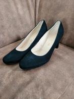 Unisa zwarte suede leren hakken, maat 40, Kleding | Dames, Schoenen, Ophalen of Verzenden, Zo goed als nieuw, Zwart