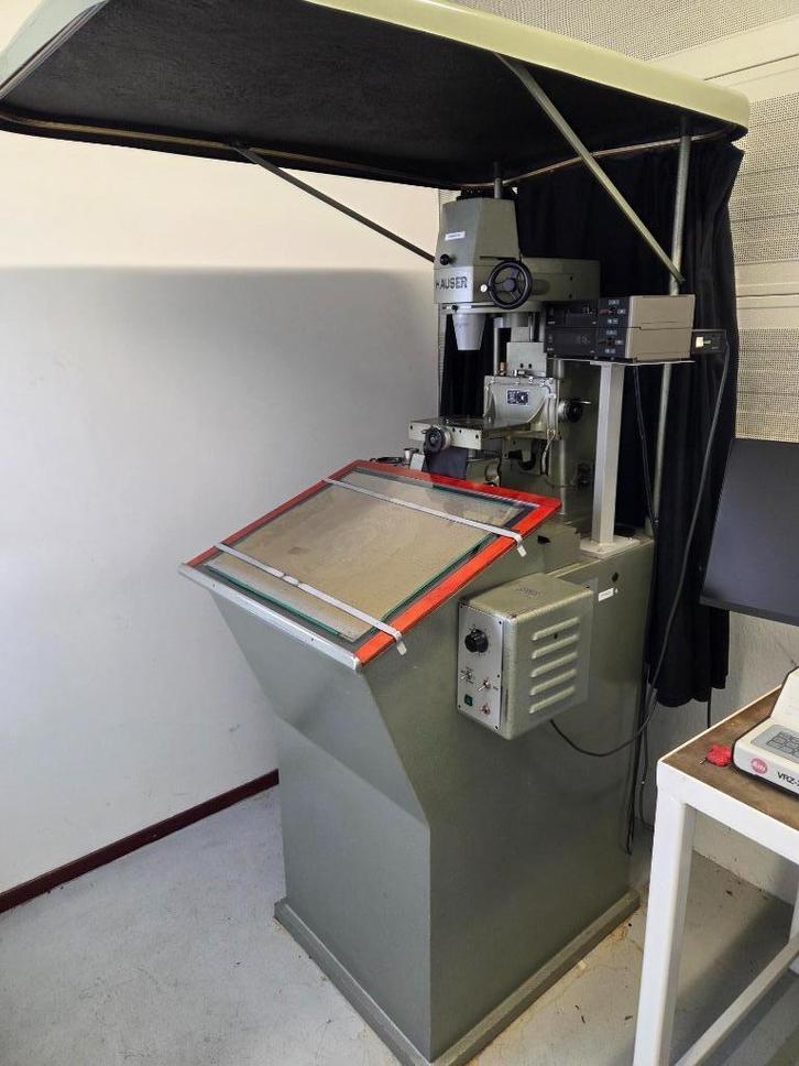 Hauser 215 Projector, Doe-het-zelf en Verbouw, Meetapparatuur, Gebruikt, Afstand, Ophalen